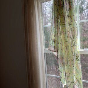 Big Victoria secret scarf